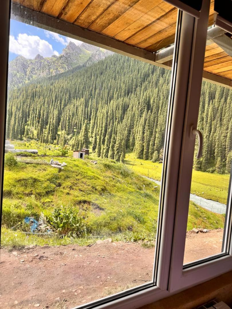 Ala-Kul Guesthouse In Altyn-Arashan カラコル エクステリア 写真
