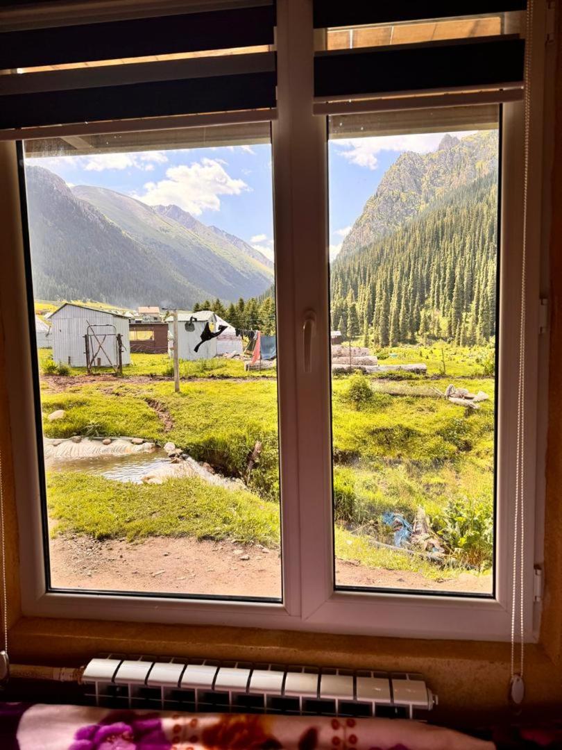 Ala-Kul Guesthouse In Altyn-Arashan カラコル エクステリア 写真